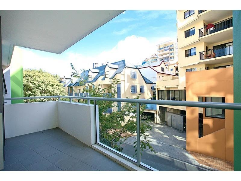 11/454 Upper Edward Street, Spring Hill QLD 4000