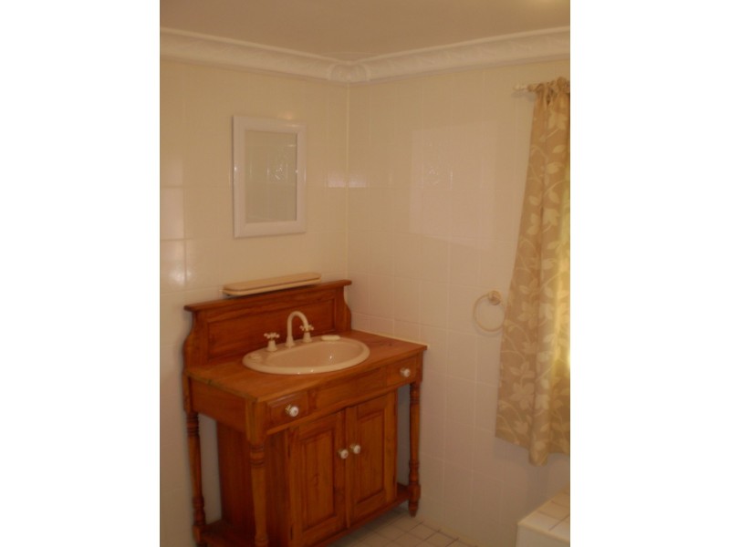 79  Carcoar st, Blayney NSW 2799