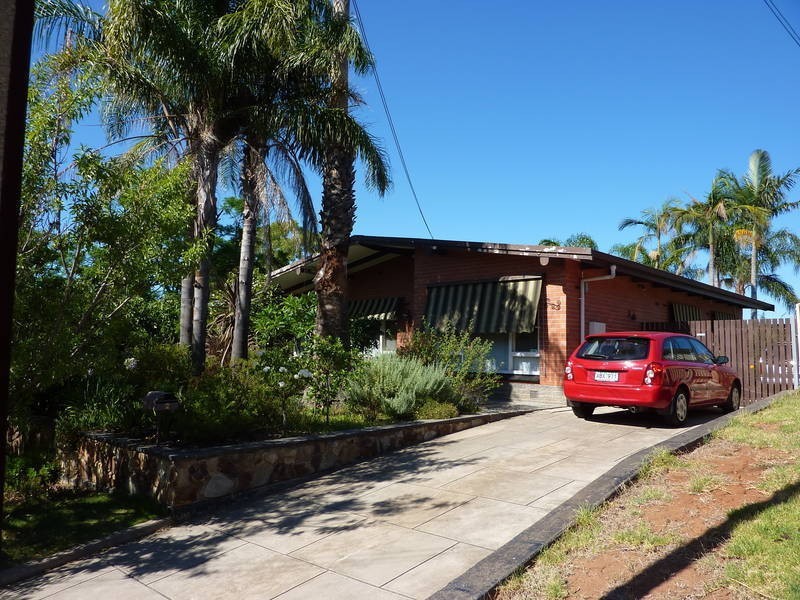 2 Almond Ave, Dernancourt SA 5075