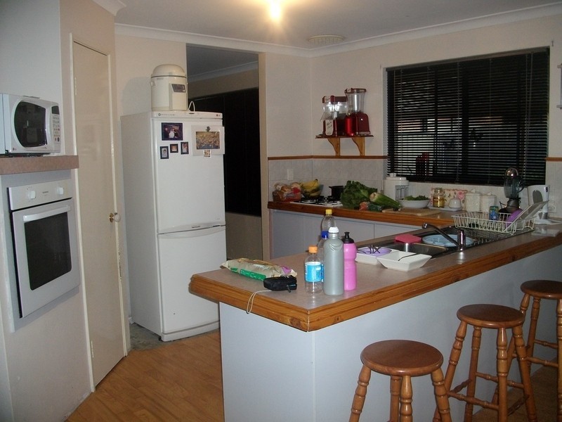 32 Vancouver Circle, Waikiki WA 6169