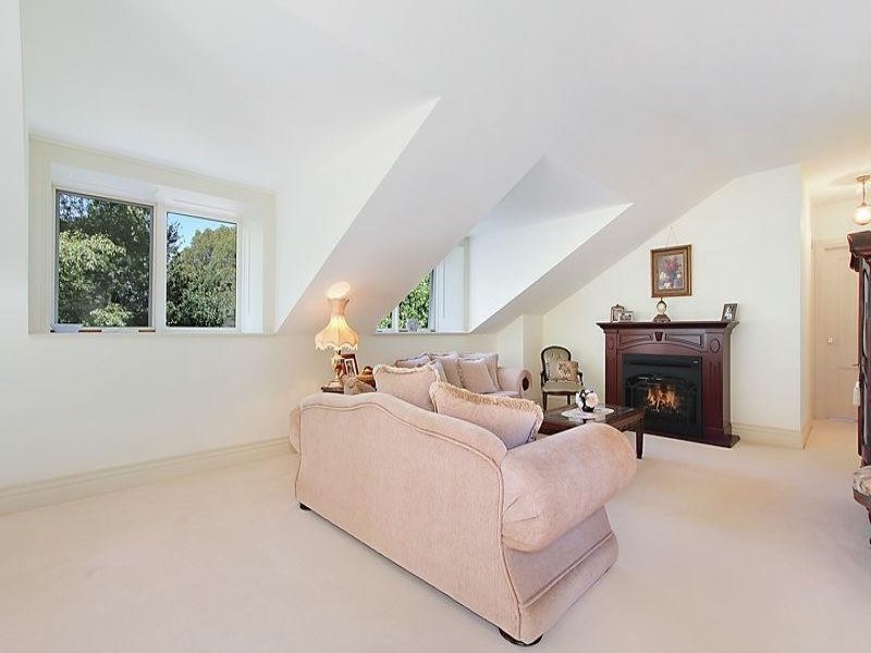 60 Ellison Street, Kinglake VIC 3763