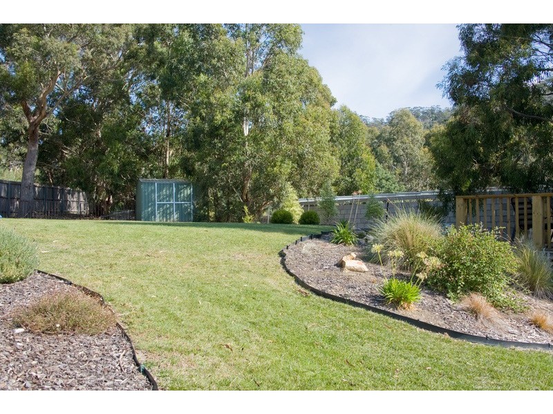 28 Fielding Drive, West Hobart TAS 7000