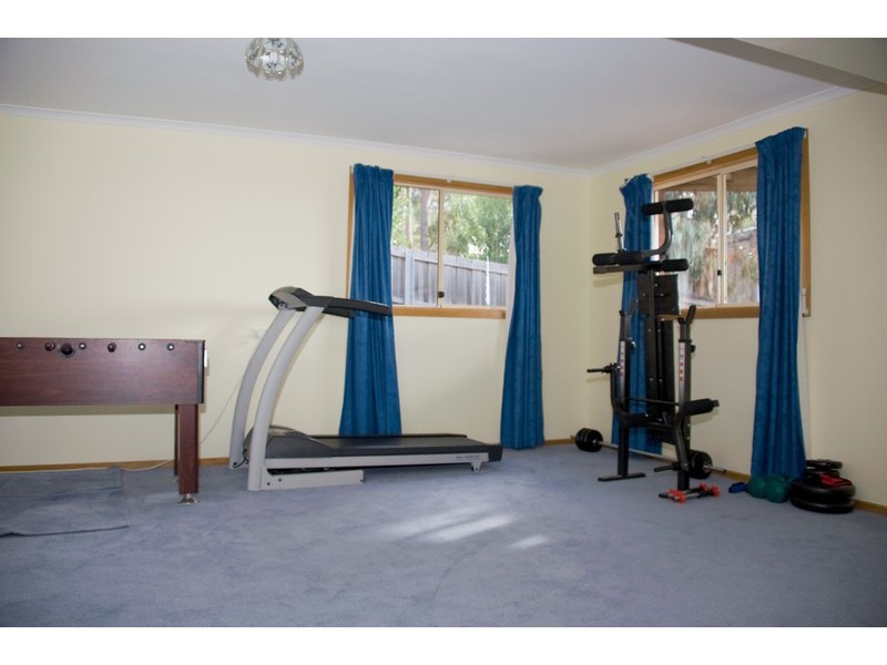 28 Fielding Drive, West Hobart TAS 7000