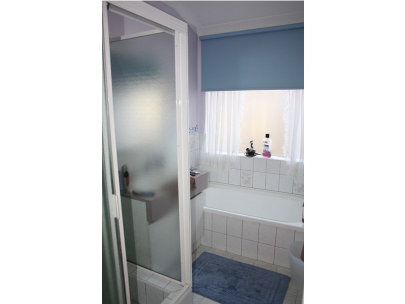 11 Bonnydoon Court, Cooloongup WA 6168