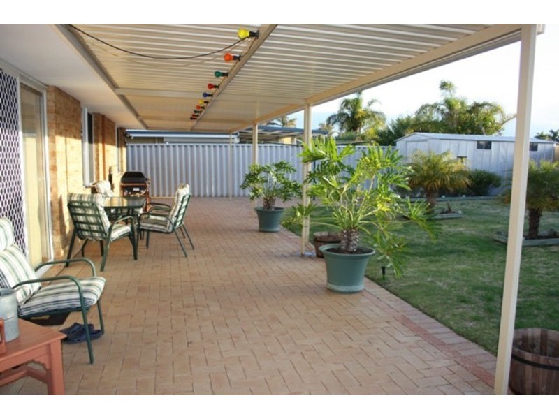 11 Bonnydoon Court, Cooloongup WA 6168