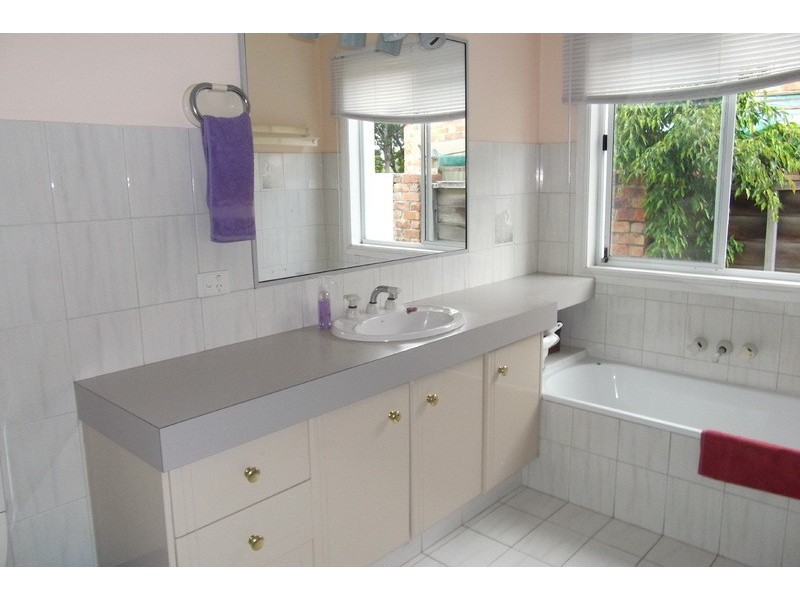 141  Witt Avenue, Carrara QLD 4211