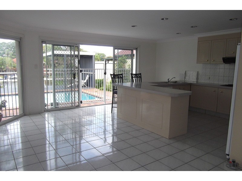 141  Witt Avenue, Carrara QLD 4211
