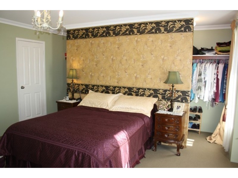 56 Avalon Road, Australind WA 6233