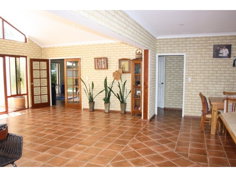 83 Bortolo Drive, Country Road Estate, Greenfields, Mandurah WA 6210