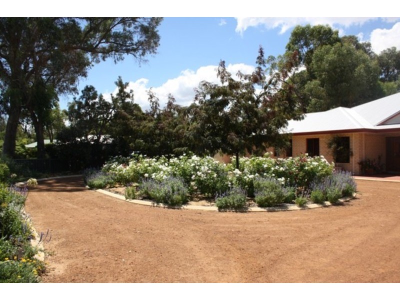 83 Bortolo Drive, Country Road Estate, Greenfields, Mandurah WA 6210