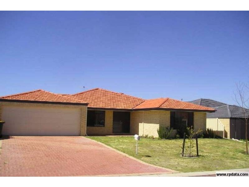 18 Overdene Pass, Banksia Grove WA 6031