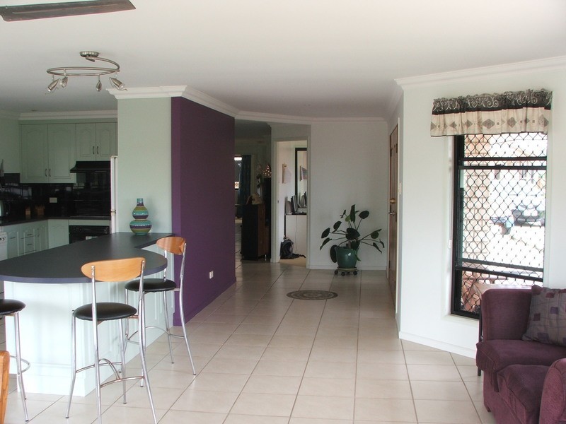 186  J Hickey Ave, Gladstone QLD 4680