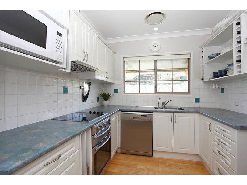 103 Dewar Terrace, Sherwood QLD 4075