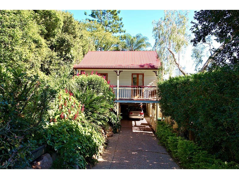 103 Dewar Terrace, Sherwood QLD 4075