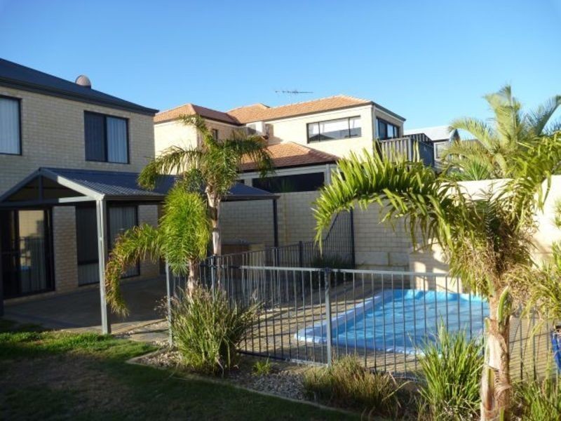45 Lautoka Rise, Mindarie WA 6030