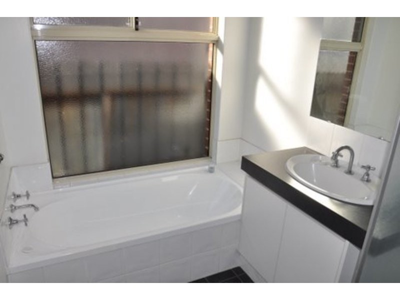 14A Beechboro Rd, Bayswater WA 6053