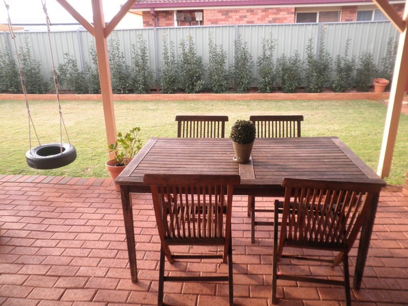 97 Sheraton Rd, Dubbo NSW 2830