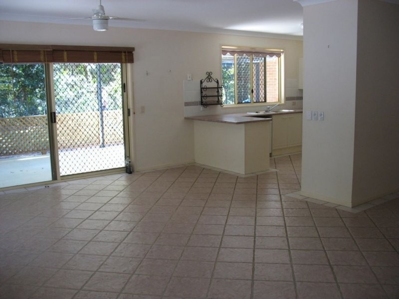 12 BREYNIA COURT, Elanora QLD 4221