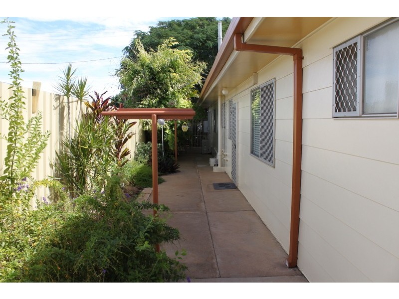 104 East Street, Mount Isa QLD 4825