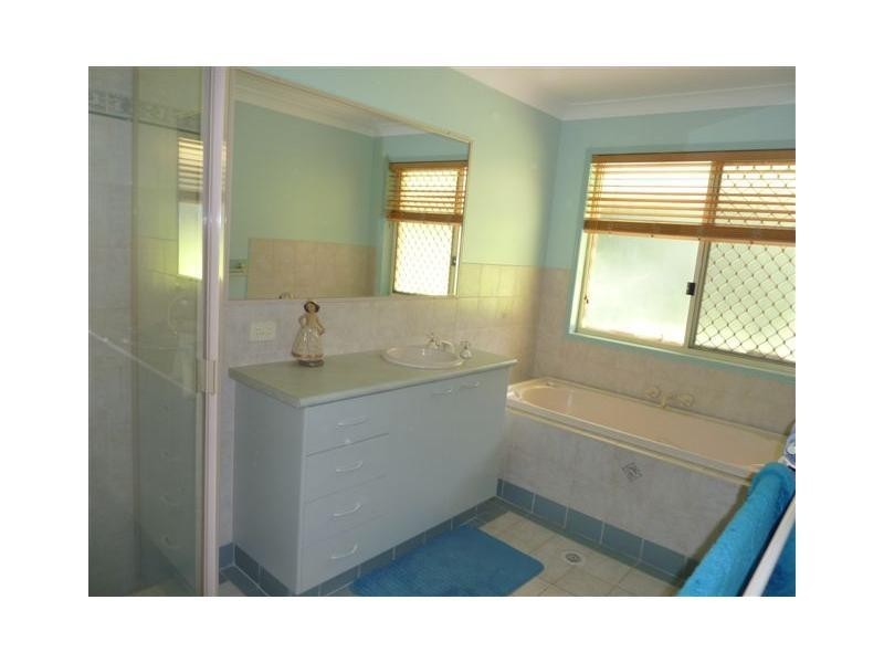 110 Gardenia Drive, Bonogin QLD 4213