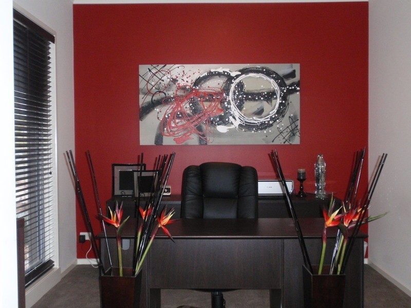 9 Elsternwick Street, Caroline Springs VIC 3023