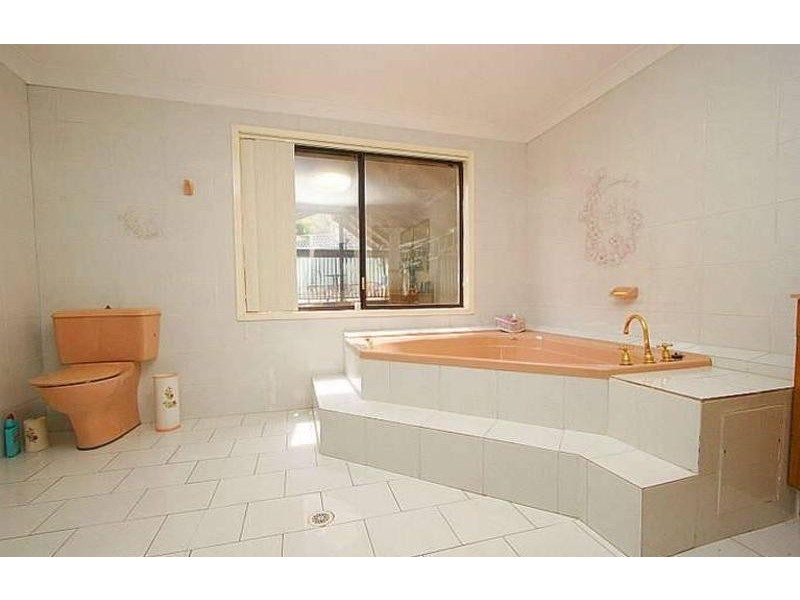 40 Deloraine Drive, Leonay NSW 2750