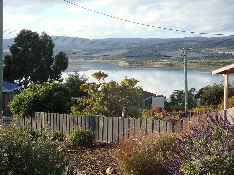 12 Waterview Court, Midway Point TAS 7171