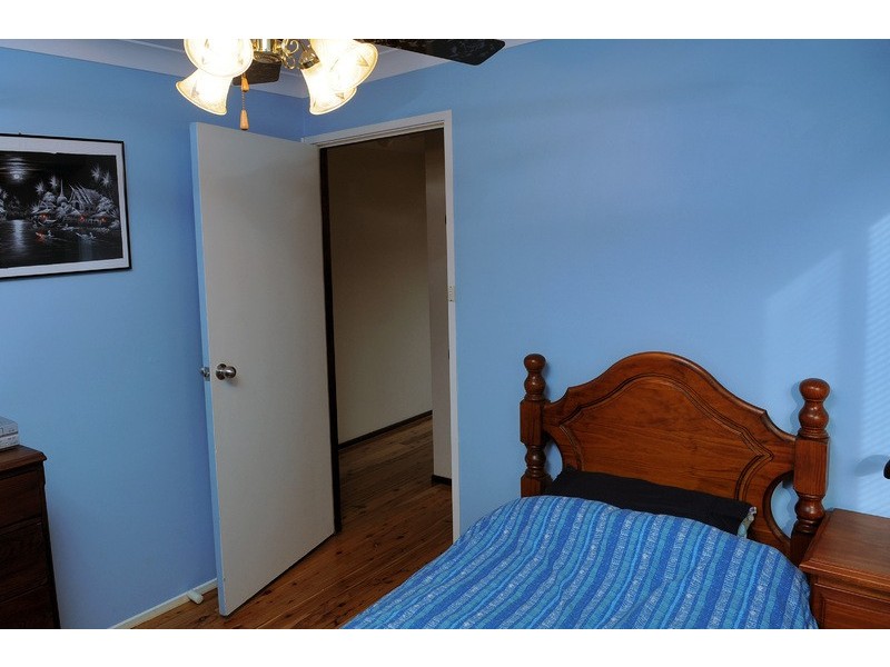 15 Rita Street, Thirlmere NSW 2572