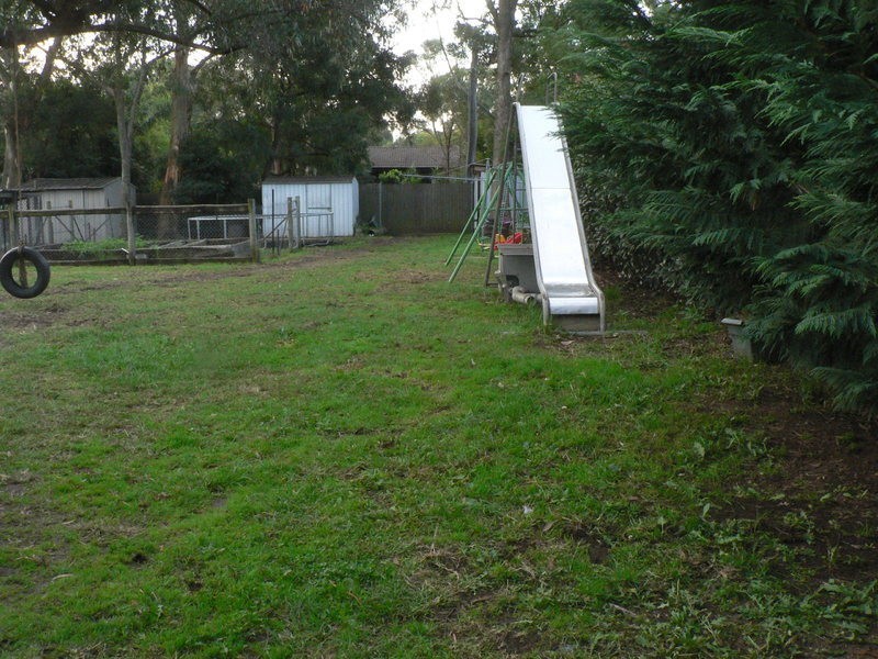 15 Rita Street, Thirlmere NSW 2572