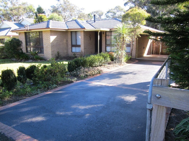 15 Rita Street, Thirlmere NSW 2572