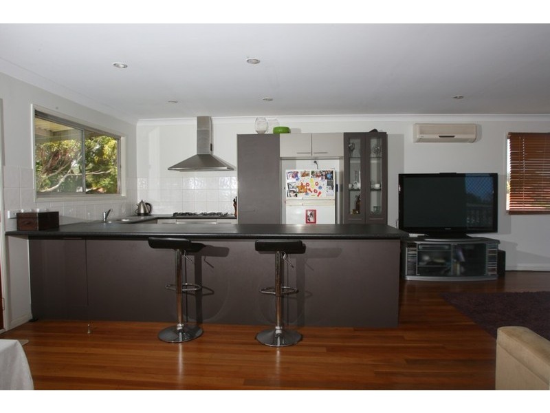 35 Mallawa Drive, Palm Beach QLD 4221