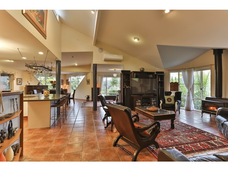 1622 Flagstone Creek Road, Upper Flagstone QLD 4344