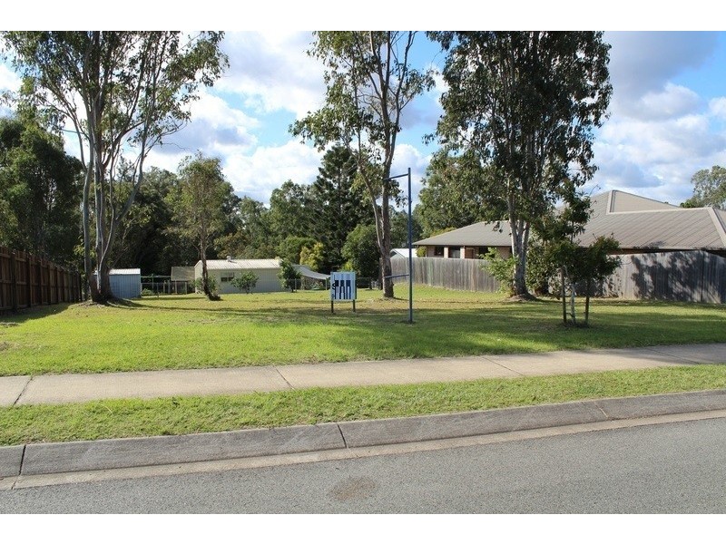 54 Bushland Drive, Southside QLD 4570