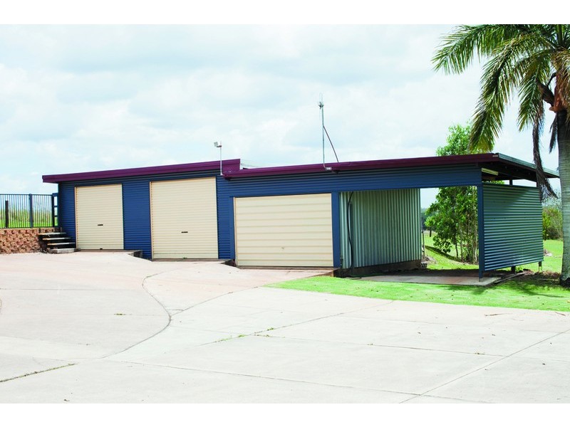 2 Laurison Street, Gin Gin QLD 4671