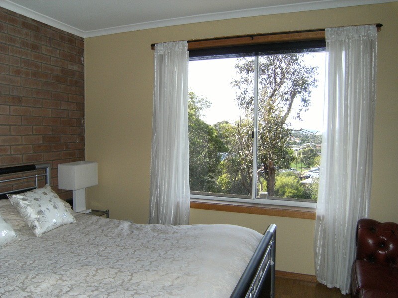 2/6 Opal Drive, Blackmans Bay TAS 7052