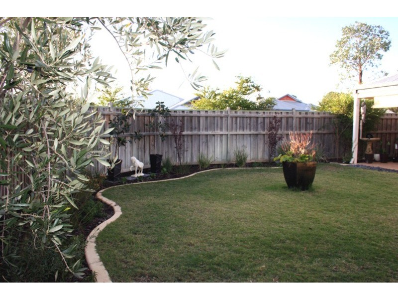 25 Thundelarra Avenue, Ellenbrook WA 6069