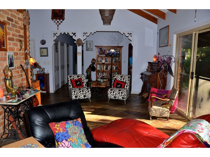 14 Graham Drive, Landsborough QLD 4550