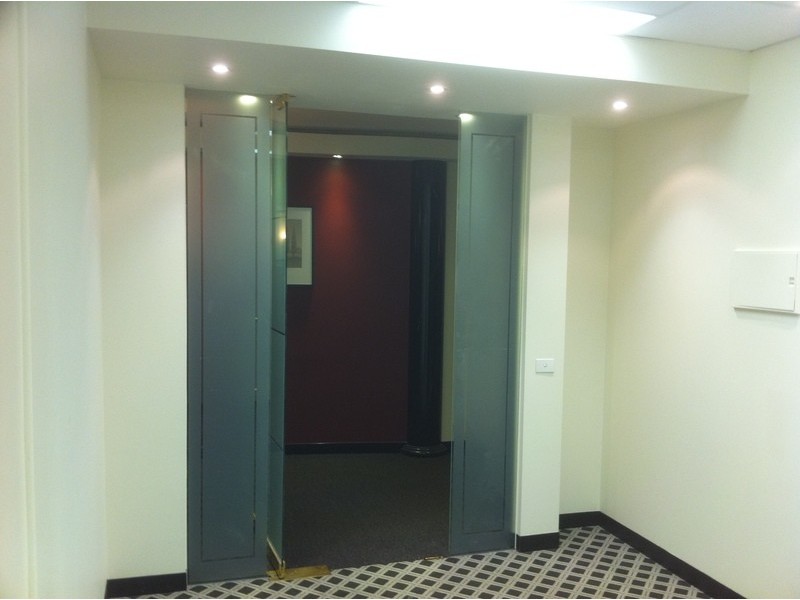 339/1 Queens Rd, Melbourne VIC 3004