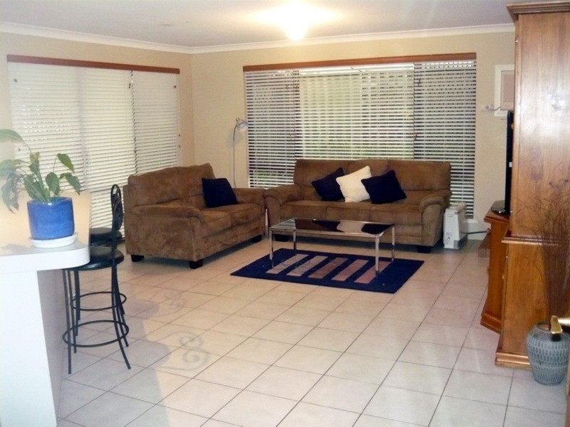 5 Richardson Court, Woodvale WA 6026
