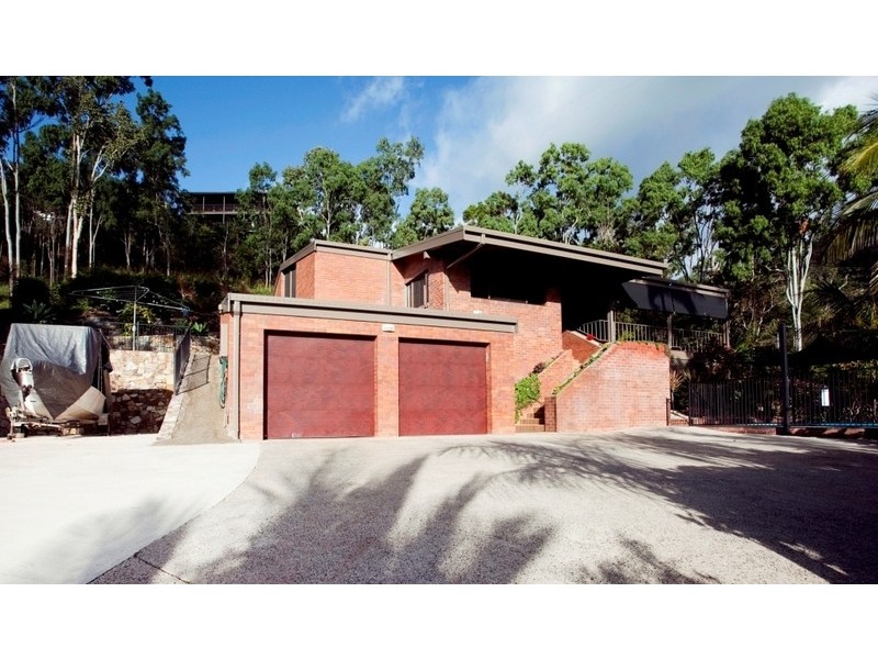 21 – 23 Warruga St, Cannonvale QLD 4802