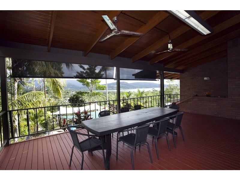 21 – 23 Warruga St, Cannonvale QLD 4802