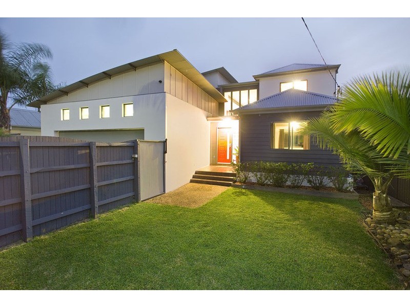 31 Murray Rd, East Corrimal NSW 2518