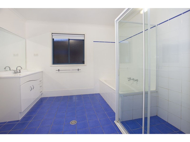 31 Murray Rd, East Corrimal NSW 2518