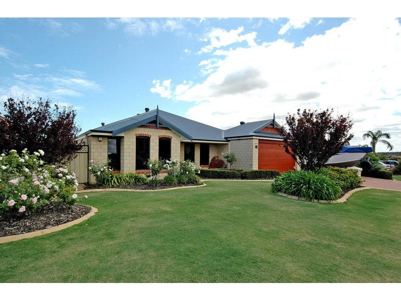 59 Selkirk Drive, Kinross WA 6028