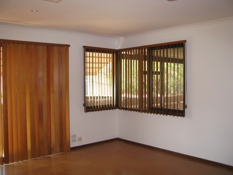 1 Atkins Place, Estella NSW 2650