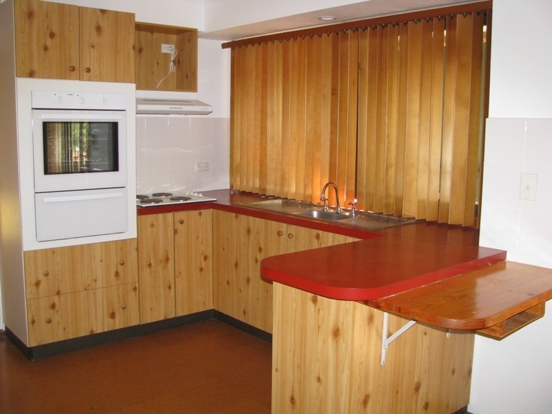 1 Atkins Place, Estella NSW 2650