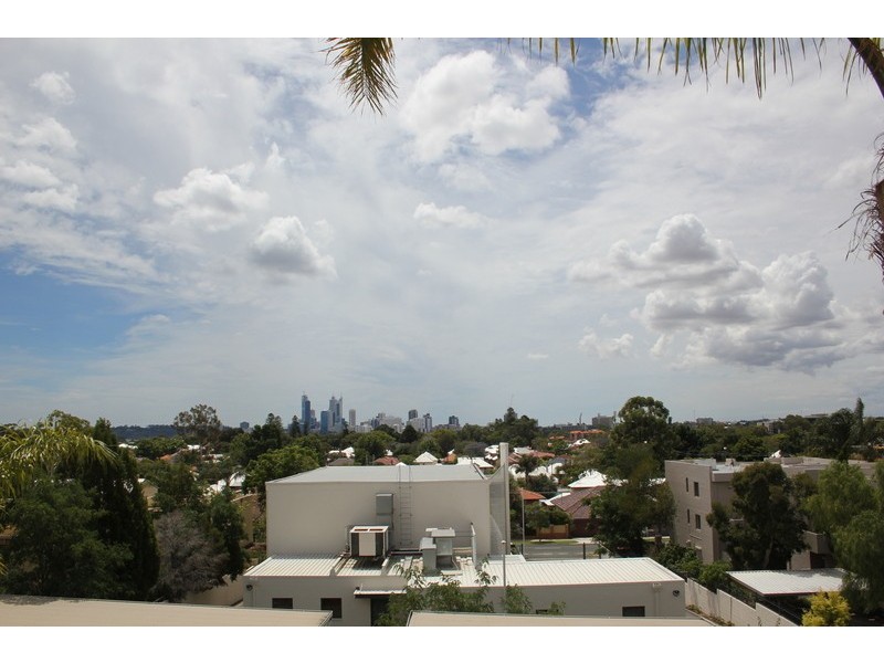 K15/45 King George Street, Victoria Park WA 6100