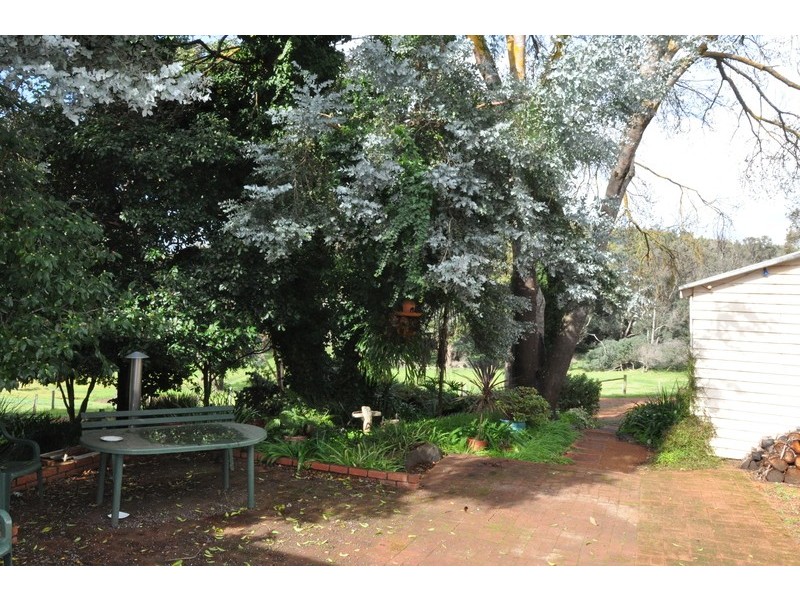 80 Hay Road, Balingup WA 6253