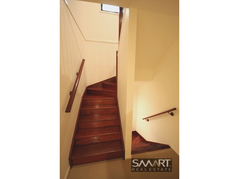 40/2 Ridgeline Way, Highland Park QLD 4211