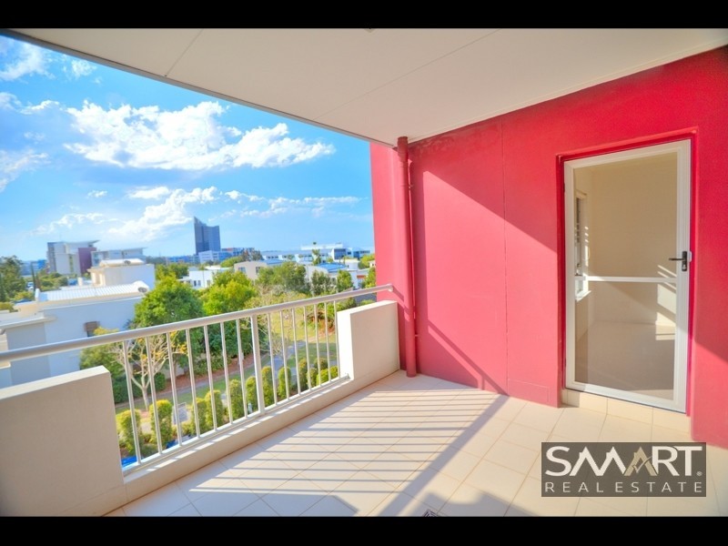 6/1 Arbour Avenue, Robina QLD 4226